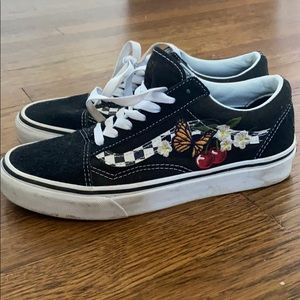 black checkered vans